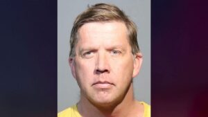 Man accused of performing sexual acts with vacuum cleaner at Florida resort